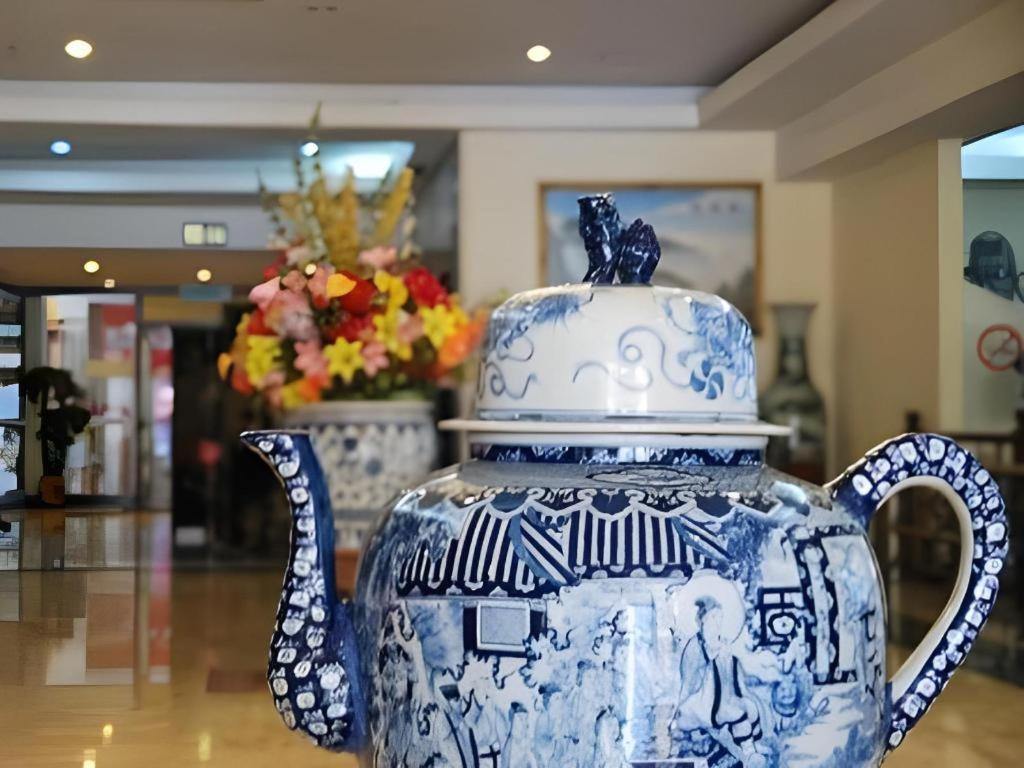 Klang Histana Hotel Экстерьер фото