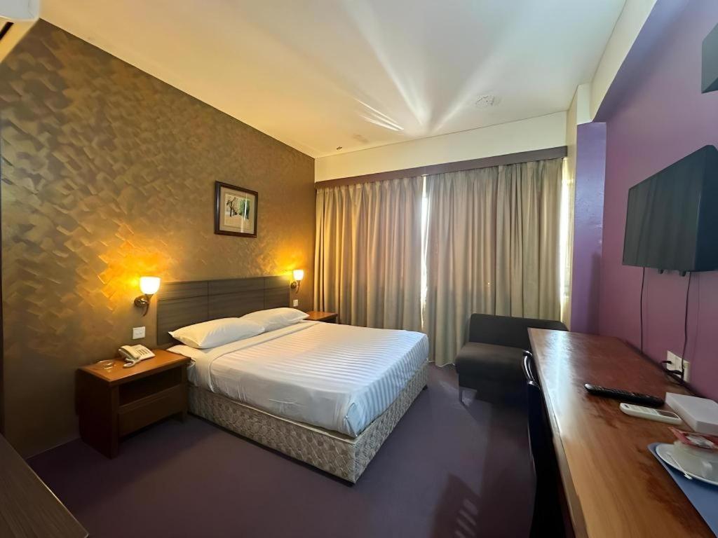 Klang Histana Hotel Экстерьер фото