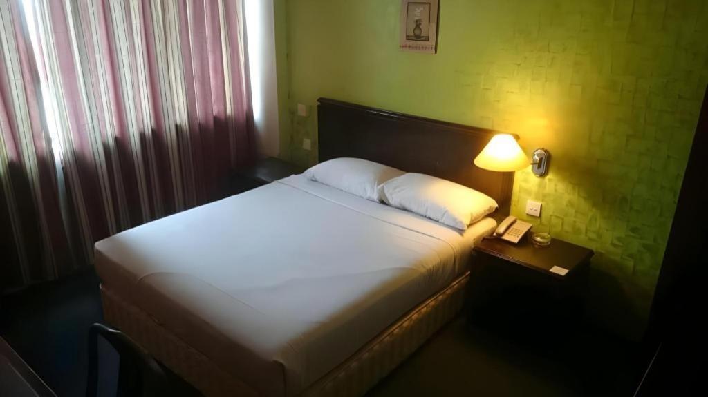 Klang Histana Hotel Экстерьер фото