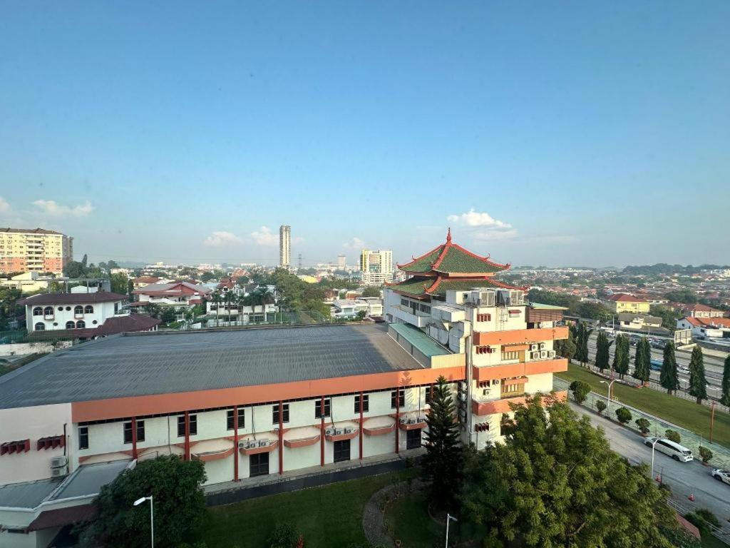 Klang Histana Hotel Экстерьер фото